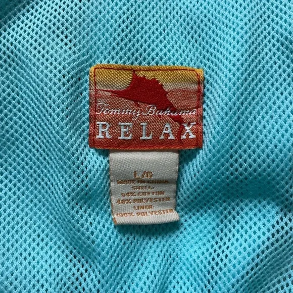 Tommy Bahama Men’s Green and Cream Tropical Board Shorts - Picture 3 of 15